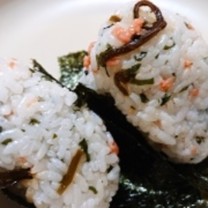 鮭塩昆布おにぎり